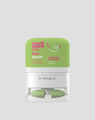 Energigivende og lysnende ansigtsserum med C-vitamin Much More Than - 1