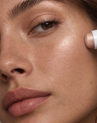 Highlighter til ansigt og krop i stick, strålende glød og udglattende effekt Champagne Nutridome - 2