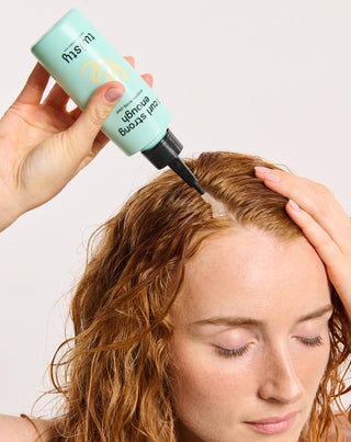 Enzymatisk scrub til hovedbunden med AHA-syrer, der renser og stimulerer mikrocirkulationen Twisty - 4