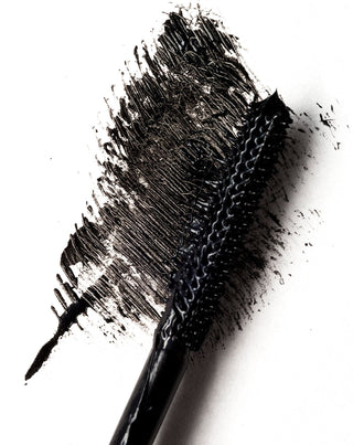 Affect Professional Cosmetics' Exciting Lashes fortykkende mascara med silikonebørste - 2