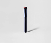 Foundationbørste med skråt hoved og flade børster No. 7 Say Makeup