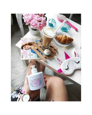 Naturligt flydende duftende håndsæbe med glycerin og panthenol Piggy Oh!Tomi