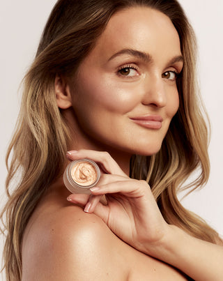 Glow kissed creme highlighter fra Paese - 4