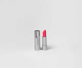 Jordbærblank læbestift med E-vitamin og sheasmør Sexy Red Nutridome