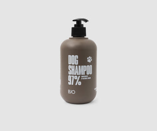 Hundeshampoo med naturlige ekstrakter og aminosyrekompleks til alle pelstyper Bjo