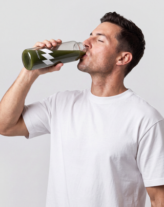 Kosttilskud til mænd omfattende støtte til kroppen, vitaminer, mineraler, fiber monolit