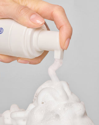 Renseskum til sensitiv og akneudsat hud med betain, panthenol og allantoin Cleansing Orphica Clinic 150 ml
