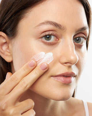 Fugtgivende natcreme med Centella Asiatica til 40+ hud Timeless Orphica - 2