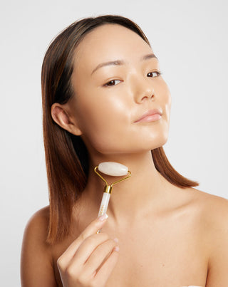 Uddo hvid jade ansigtsmassagerulle til at reducere mørke rande og hævelser - 2